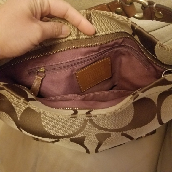 Coach Carly Signature Hobo Handbag Purse 10619 Exc - Picture 9 of 15